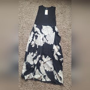 BRAND NEW Black and White Floral Maxi Skirt